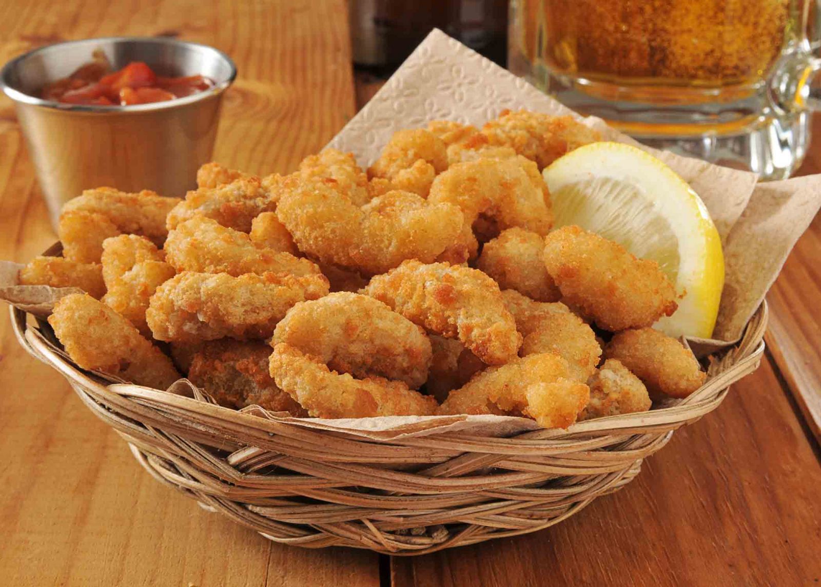 Fried shrimp basket with french fries